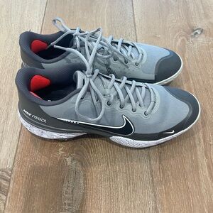 Nike React Men’s Baseball Shoes size 9